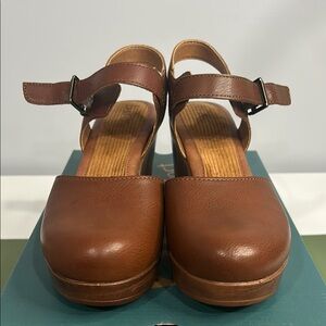 Brown Leather Clogs with Wooden Platform Sole
